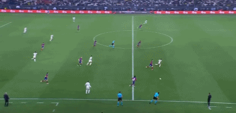 天空：狼堡计划冬窗签下菲尔克鲁格以及小蜜蜂中卫阿耶（天空体育：沃尔夫斯堡计划冬窗引进菲尔克鲁格与布伦特福德中卫阿耶）