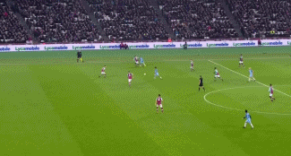 中英青训交流会嘉宾：绝杀韩国转型后卫；枪手铁闸曾获世界杯（中英青训交流会嘉宾：曾绝杀韩国后改踢后卫；阿森纳铁卫系世界杯得主）