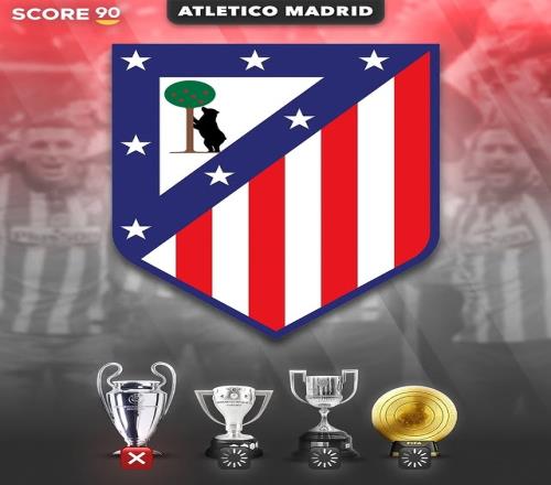 青训小将破门后被队友高高举起（青训新星破门后被队友举起庆祝）