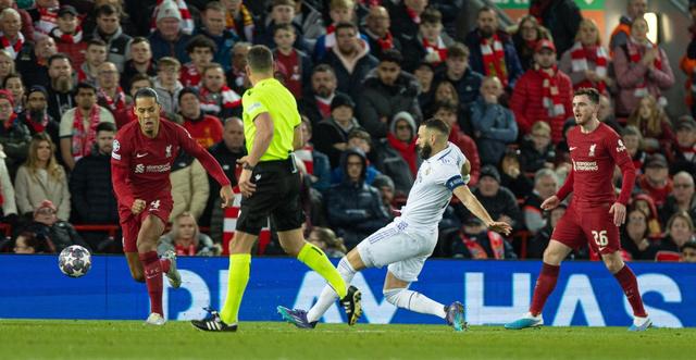 瓜帅：梅西总是做最简单的事情；想赢英超必须保持稳定（瓜迪奥拉：梅西总做最简单的选择，英超夺冠关键在于稳定）