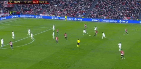 第三次犯规！杨瀚森次节继续率先登场防守送出犯规（三犯缠身！杨瀚森次节仍率先登场，防守端再度犯规）