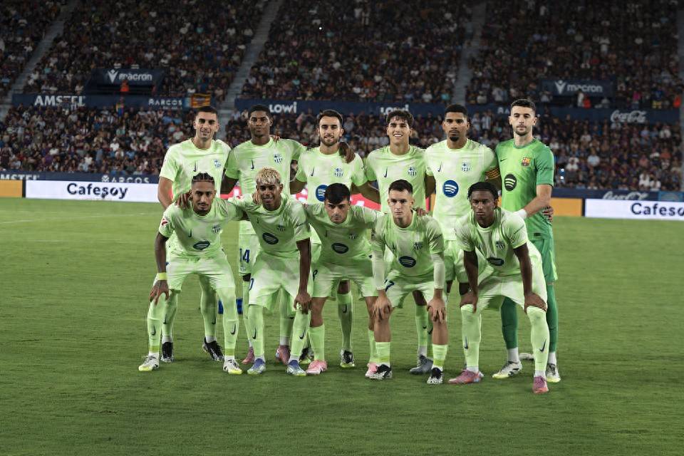 全市场：意甲多家俱乐部有意齐尔克泽，曼联尚未批准其离队（全市场：齐尔克泽获多支意甲球队青睐，曼联暂未批准放行）